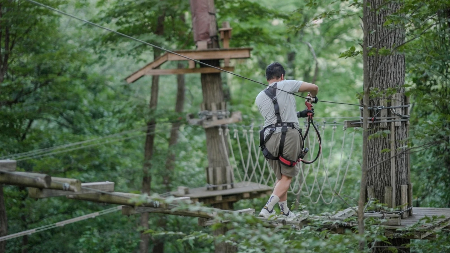 ropes course techniques at TreEscape